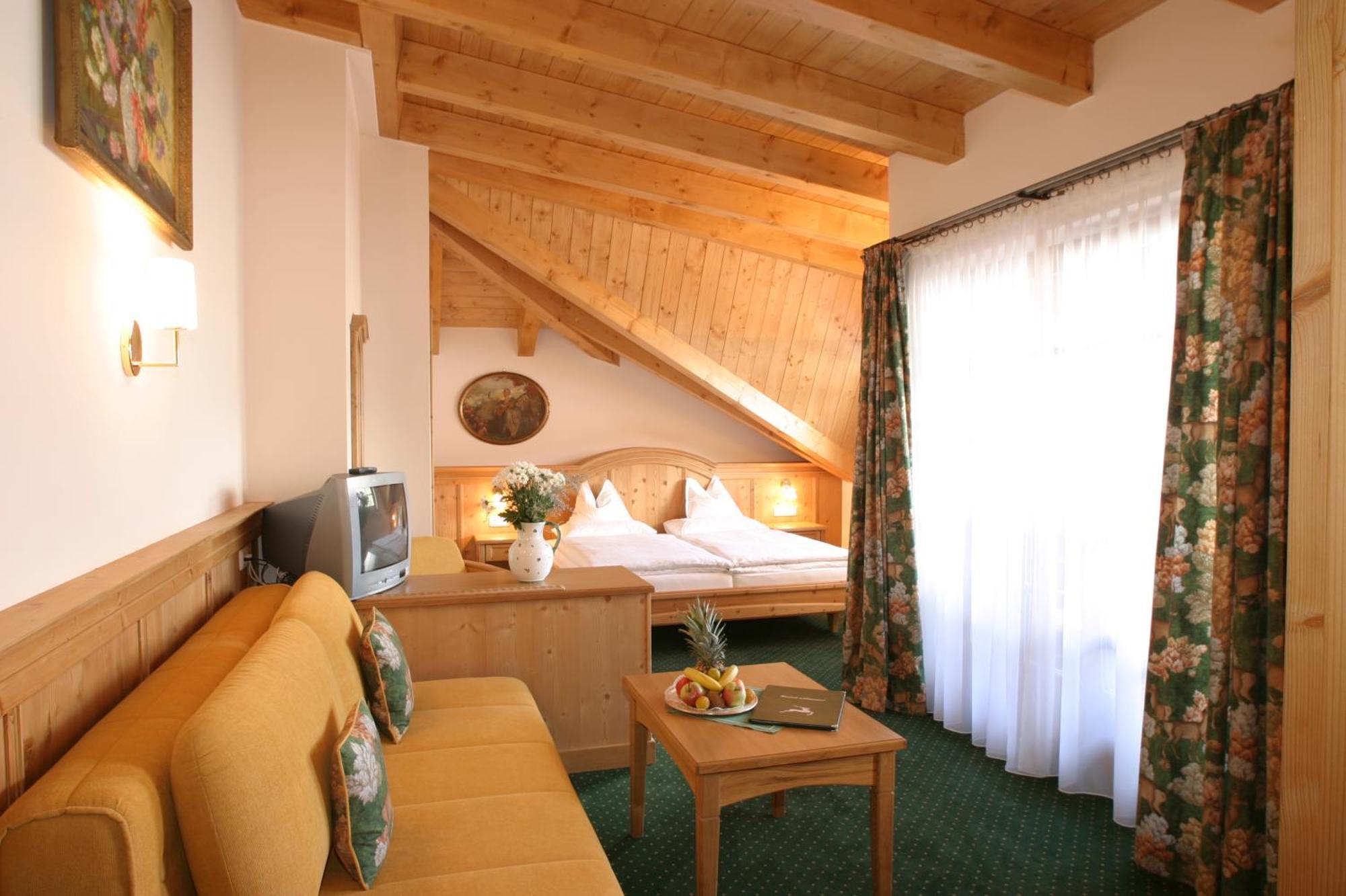 Zum Hirschen Hotel